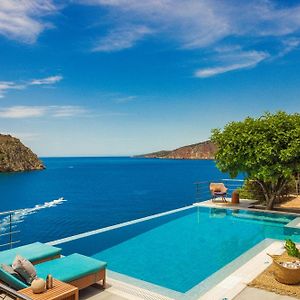 Braunis Horio Villas